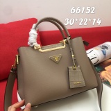 Prada New Fashion Elegant Handbag Crossbody Bag Size: 30x 22 x 14 CM