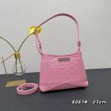 Balenciaga Fashion Versatile Underarm Dumpling Bun Size: 23x16x5 CM