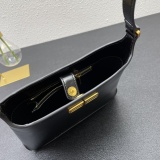 Balenciaga Fashion Versatile Underarm Dumpling Bun Size: 23x16x5 CM