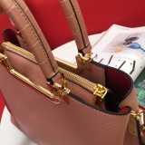 Prada New Fashion Elegant Handbag Crossbody Bag Size: 30x 22 x 14 CM