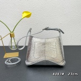 Balenciaga Fashion Versatile Underarm Dumpling Bun Size: 23x16x5 CM