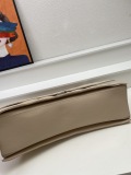 Balenciaga Classic Hourglass Shoulder Bag Chain Crossbody Bag Size: 39.9 x 24.9 x 13 CM