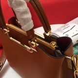 Prada New Fashion Elegant Handbag Crossbody Bag Size: 30x 22 x 14 CM
