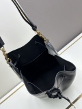 Yves Saint Laurent Simple Leather Bucket Bag Size: 24 × 30 × 12 CM