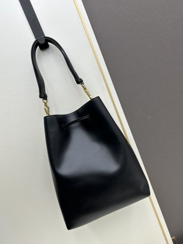 Yves Saint Laurent Simple Leather Bucket Bag Size: 24 × 30 × 12 CM