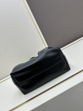 Yves Saint Laurent Simple Leather Bucket Bag Size: 24 × 30 × 12 CM