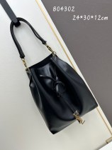 Yves Saint Laurent Simple Leather Bucket Bag Size: 24 × 30 × 12 CM Yves Saint Laurent Simple Leather Bucket Bag Size: 24 × 30 × 12 CM