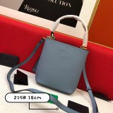 Prada New Classic Double Saffiano Cross Pattern Leather Handbag Size: 21 × 11 × 18 CM