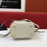 Prada New Classic Double Saffiano Cross Pattern Leather Handbag Size: 21 × 11 × 18 CM