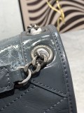 Yves Saint Laurent Fashion Versatile Leather Flip Bag Size: 28 × 20.5 × 8.5 CM