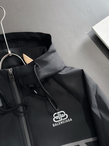 Balenciaga New Classic Logo Printed Zipper Hooded Windbreaker Casual Jacket Coat