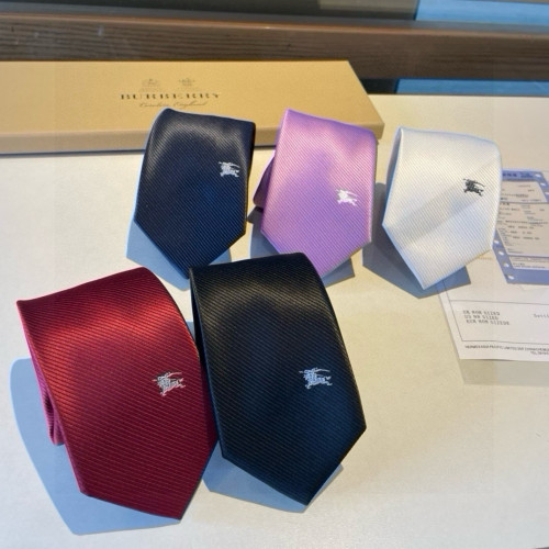 Burberry New Classic Men's Plaid Tie