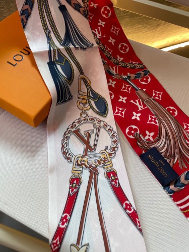 Louis Vuitton New Classic Logo Jacquard Hair Strap Size: 8x120 CM