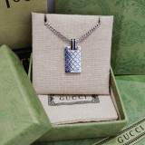 Gucci New Couple Retro Vintage Vintage Striped Enamel Black Fashion Necklace