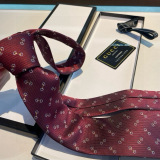 Gucci New Classic Men's GG Logo Jacquard Silk Tie
