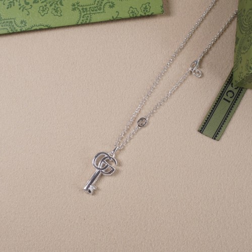 Gucci New Retro Double G Bright Silver Key Necklace
