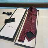Gucci New Classic Men's GG Logo Jacquard Silk Tie