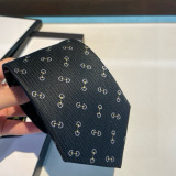 Gucci New Classic Men's GG Logo Jacquard Silk Tie