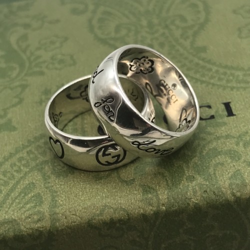 Gucci Fashion Blind for Love Wide Ring