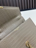 Yves Saint Laurent Fashion Gold Buckle Black Crocodile Pattern Handbag Crossbody Bag Size: 24 × 21x11CM