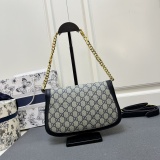 Gucci Retro Fashion Shoulder Bag Crossbody Bag Size: 28x16x4 CM