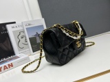 Chanel Fashion Pearl Sheepskin Crossbody Bag