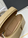 Yves Saint Laurent New Classic Sheepskin Double Zipper Handbag Size: 18 × 11 × 6.5 CM