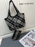 Burberry New Classic Grid Tote Bag Size: 41 × 14 × 26 CM