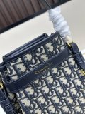 Dior Fashion Versatile Leather Bucket Bag Size: 24 × 10x24.5CM
