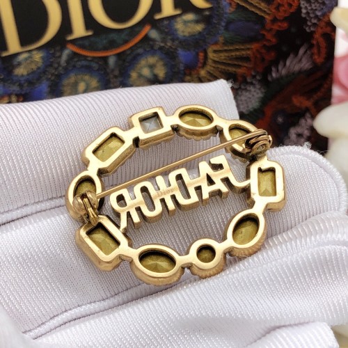 Dior New Fashion Letter Diamond Brooch