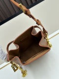 Dior Fashion Versatile Leather Bucket Bag Size: 24 × 10x24.5CM