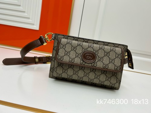 Gucci Classic Interlocking Double G Logo Waist Bag Mini Crossbody Bag Size: 18x13x5 CM