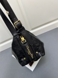 Dior Fashion Retro Dumpling Bag Crossbody Bag Size: 33 x16 × 15 CM
