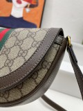 Gucci Classic Double G Vintage Canvas Collar Shoulder Bag Diagonal Saddle Bag Size: 20x13.5x4 CM