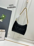 Chanel Classic Leather Casual Chain Bag Crossbody Bag Size: 24 × 20 × 8 CM