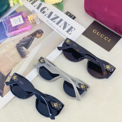 Gucci High Street Fashion Sunglasses Cat Eye Sunglasses