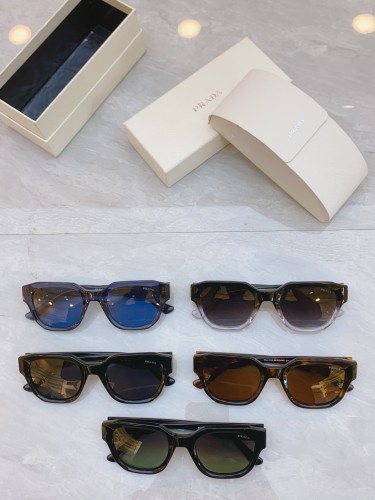 Prada New Fashion Sunglasses Size: 52-22-145