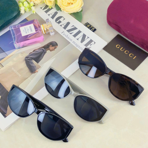 Gucci High Street Fashion Sunglasses Cat Eye Sunglasses