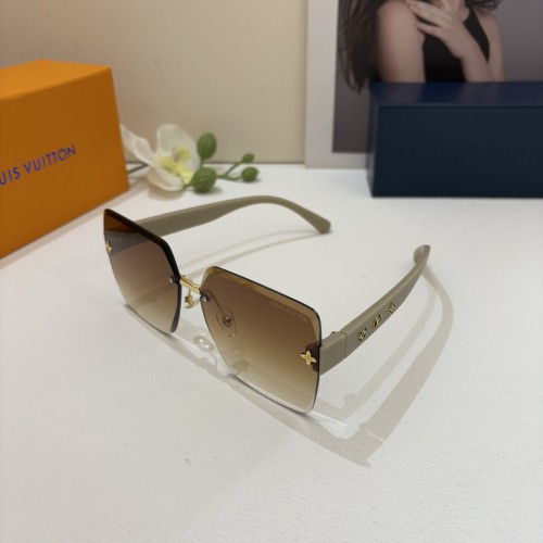 Louis Vuitton New Fashion Large Frame Sunglasses
