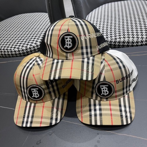 Burberry New Couple Classic Embroidered Baseball Hat Duck Tongue Hat