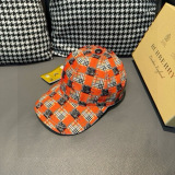 Burberry New Couple Battle Horse Grid Baseball Hat Duck Tongue Hat