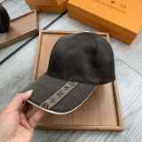 Louis Vuitton New Classic Versatile Duck Tongue Hat