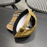Burberry New Couple Classic Embroidered Baseball Hat Duck Tongue Hat