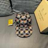 Burberry New Couple Battle Horse Grid Baseball Hat Duck Tongue Hat