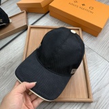 Louis Vuitton New Classic Versatile Checkered Duck Tongue Hat