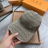 Louis Vuitton New Classic Versatile Checkered Duck Tongue Hat
