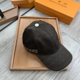 Louis Vuitton New Classic Versatile Checkered Duck Tongue Hat