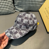 Burberry New Couple Battle Horse Grid Baseball Hat Duck Tongue Hat