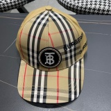 Burberry New Couple Classic Embroidered Baseball Hat Duck Tongue Hat
