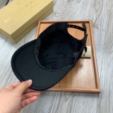 Burberry Fashion Embroidered TB Baseball Hat Duck Tongue Hat